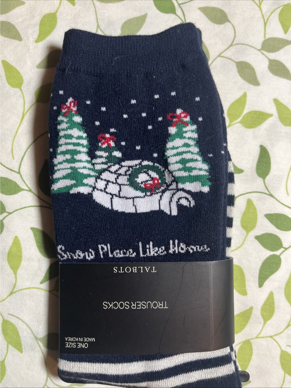 Talbots Winter Wonderland Trouser Socks Indigo Blue w/Igloo/Holiday Trees NWT